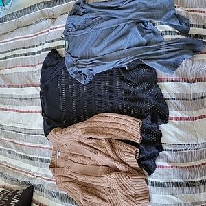 📦🚨DONATIONS SOON!! 📦🚨 [ Bundle of 3 ] Multiple Cardigans